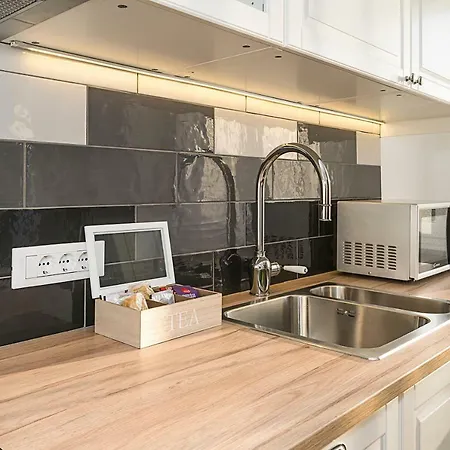 Studio Marcel Apartment *