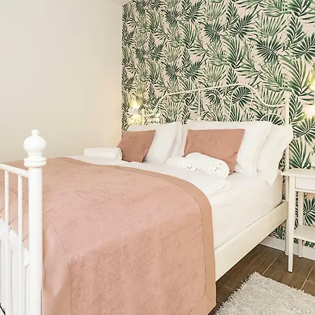 Studio Marcel Apartment *